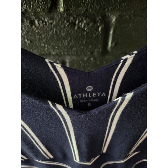 Athleta Womens Blue and white Striped Chevron Sleeveless Maxi Dress size Small - Picture 2 of 3